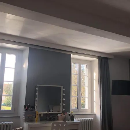 Chez Celine Et Philippe Marie Dans Propriete De Charme Avec Piscine Le Fossat