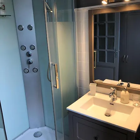 Chez Celine Et Philippe Marie Dans Propriete De Charme Avec Piscine Δωμάτια σε οικογενειακή κατοικία