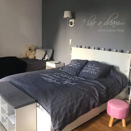 Chez Celine Et Philippe Marie Dans Propriete De Charme Avec Piscine Accommodatie bij particulieren